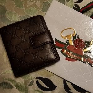 Gucci Guccissima leather wallet